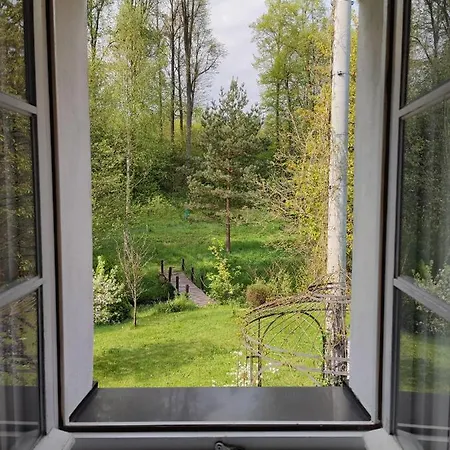Lusatia Farm Nocleg ze śniadaniem 3*
