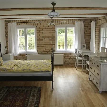 住宿加早餐酒店 Lusatia Farm Leśna