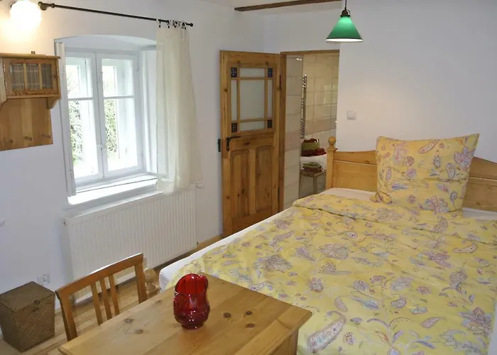 Lusatia Farm Oda ve Kahvaltı Leśna