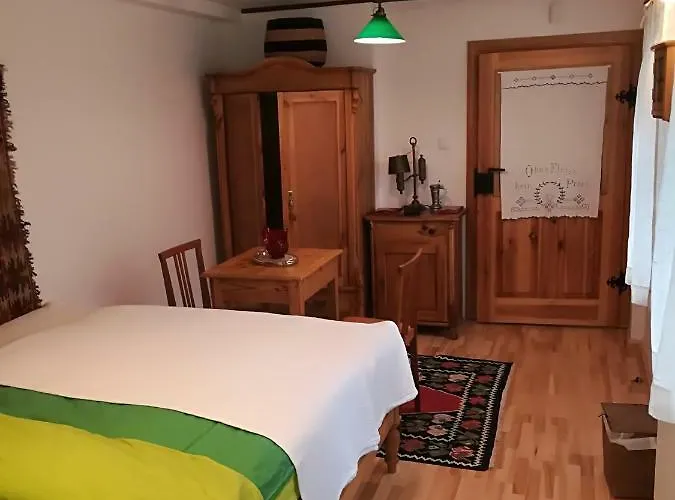 Lusatia Farm Oda ve Kahvaltı 3*
